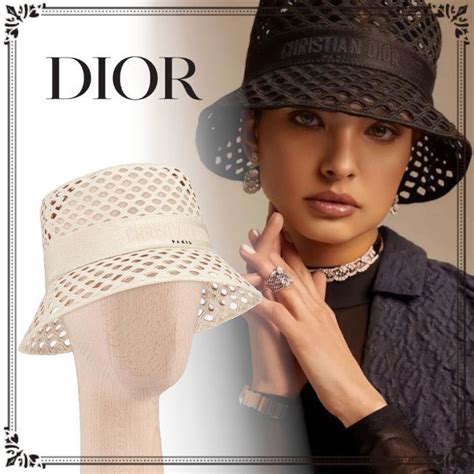 white dior hat